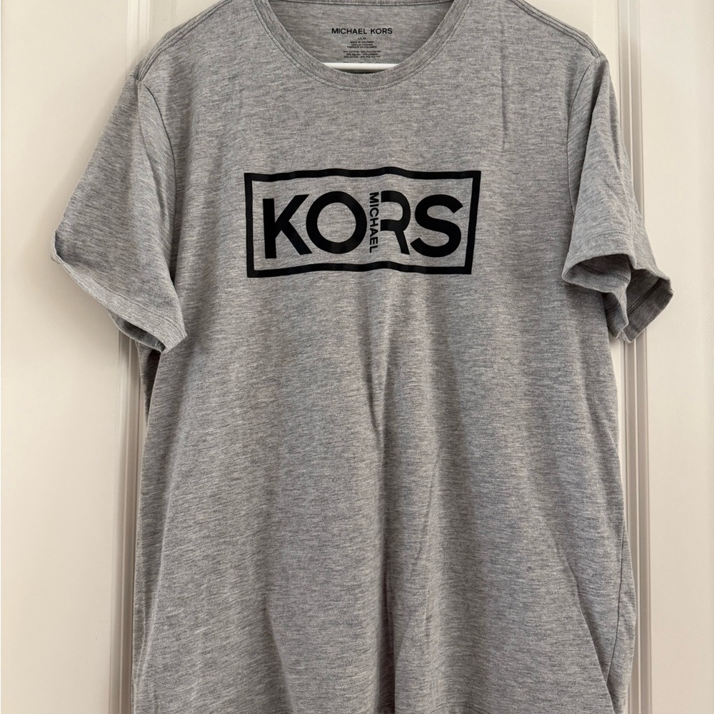 Men’s Michael  Kors Gray T-Shirt - size L